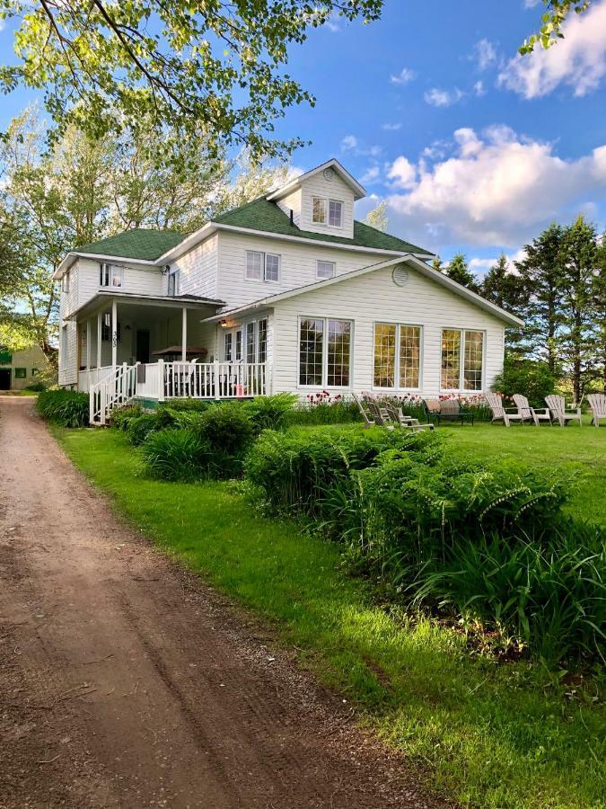 Gite MacDale B&B Paspebiac Esterno foto